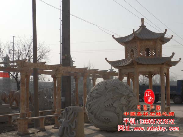 晚霞紅石亭長(zhǎng)廊雕刻