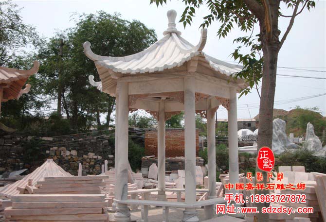 漢白玉六角亭