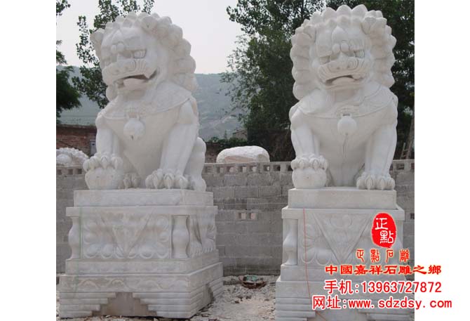 漢白玉石獅子