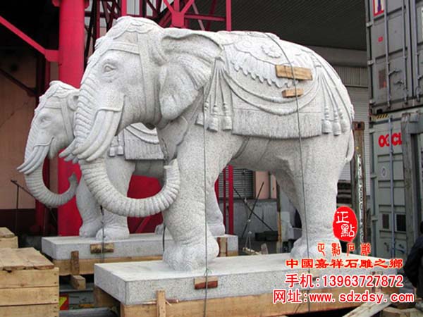 花崗巖石雕大象