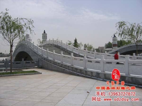 石雕欄桿