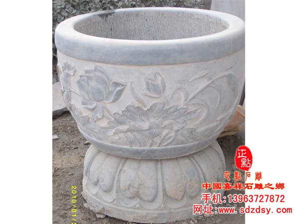 青石養(yǎng)魚(yú)缸