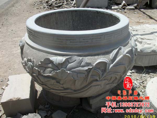 古典風(fēng)格石雕石盆